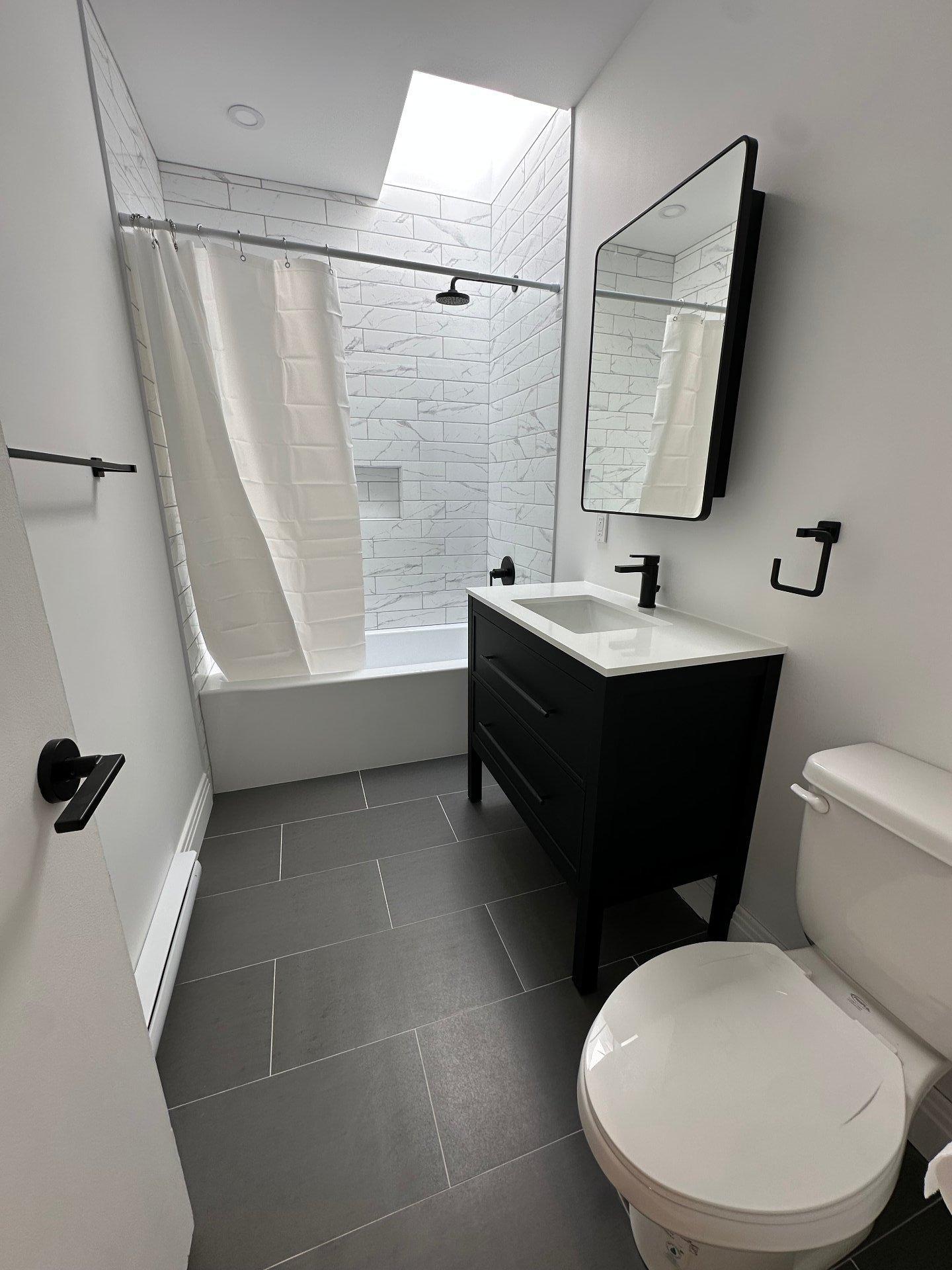 









7921


Av. Querbes

, 4,
Montréal (Villeray/Saint-Michel/Parc-Extension),




QC
H3N2C2

