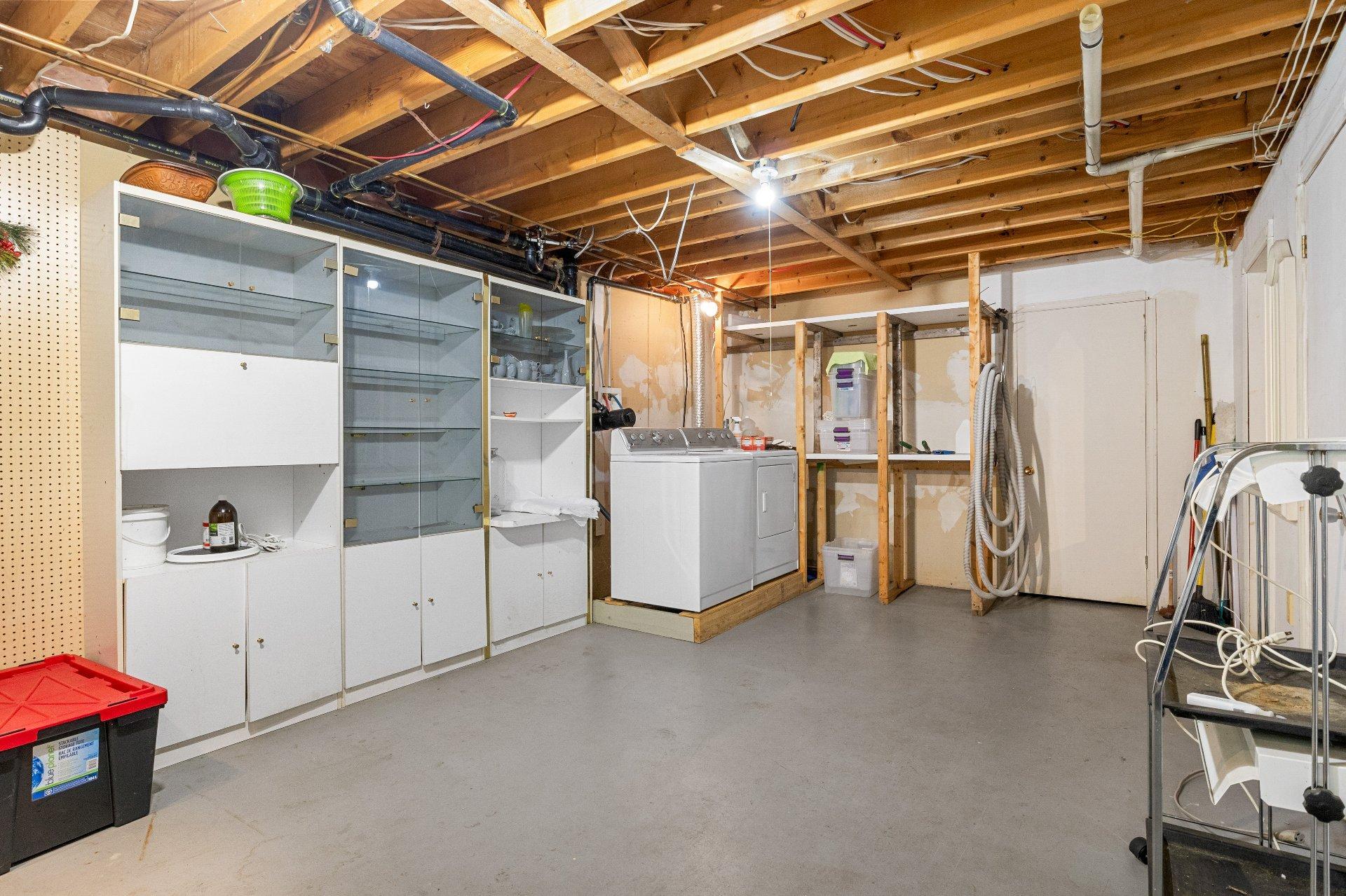 









68


Rue des Floralies

,
Austin,




QC
J0B1B0

