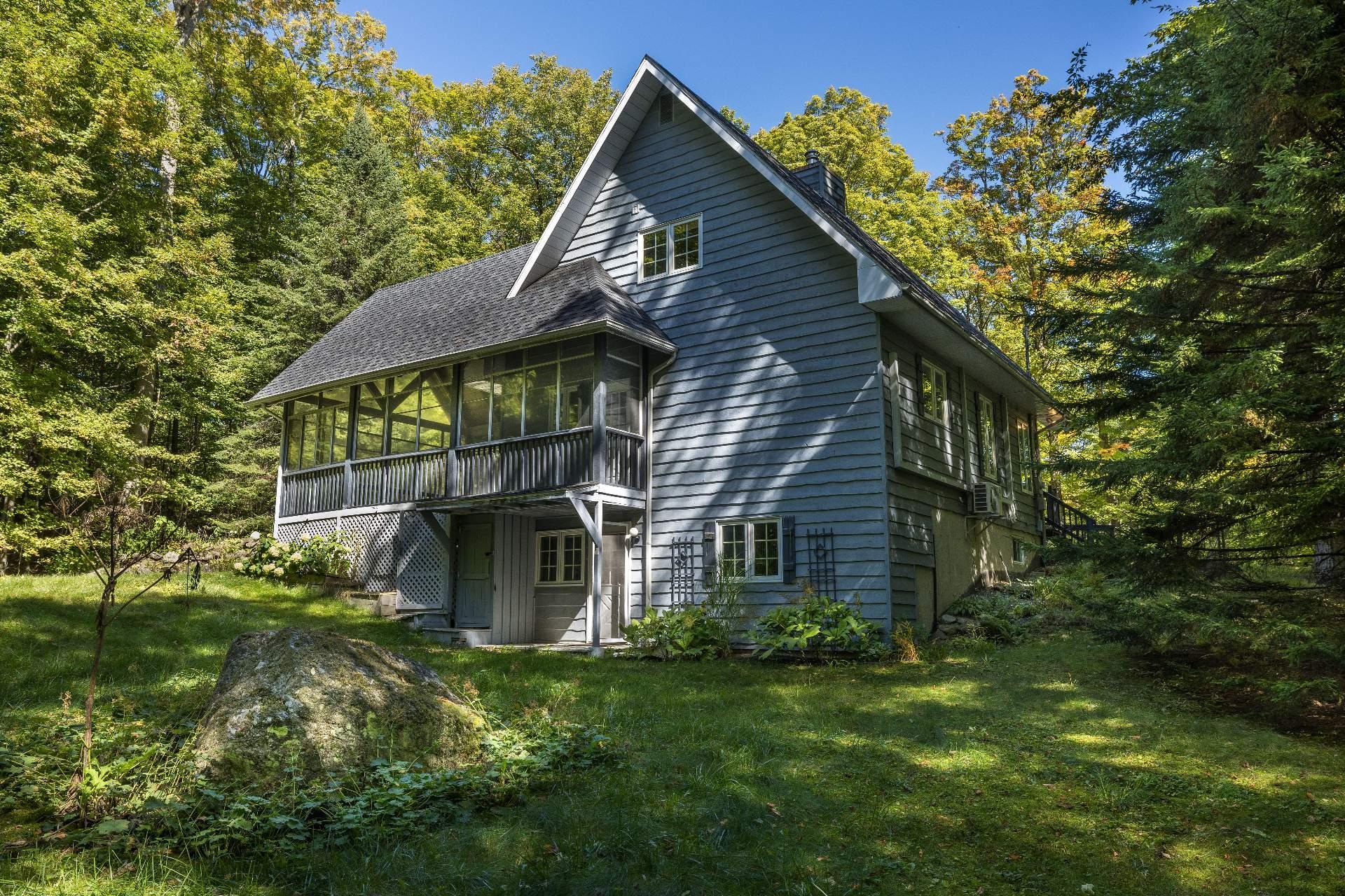 









68


Rue des Floralies

,
Austin,




QC
J0B1B0

