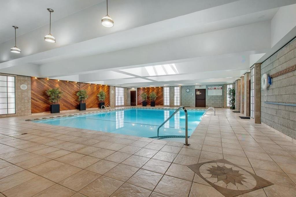 









2555


Av. du Havre-des-Îles

, 216,
Laval (Chomedey),




QC
H7W4R4

