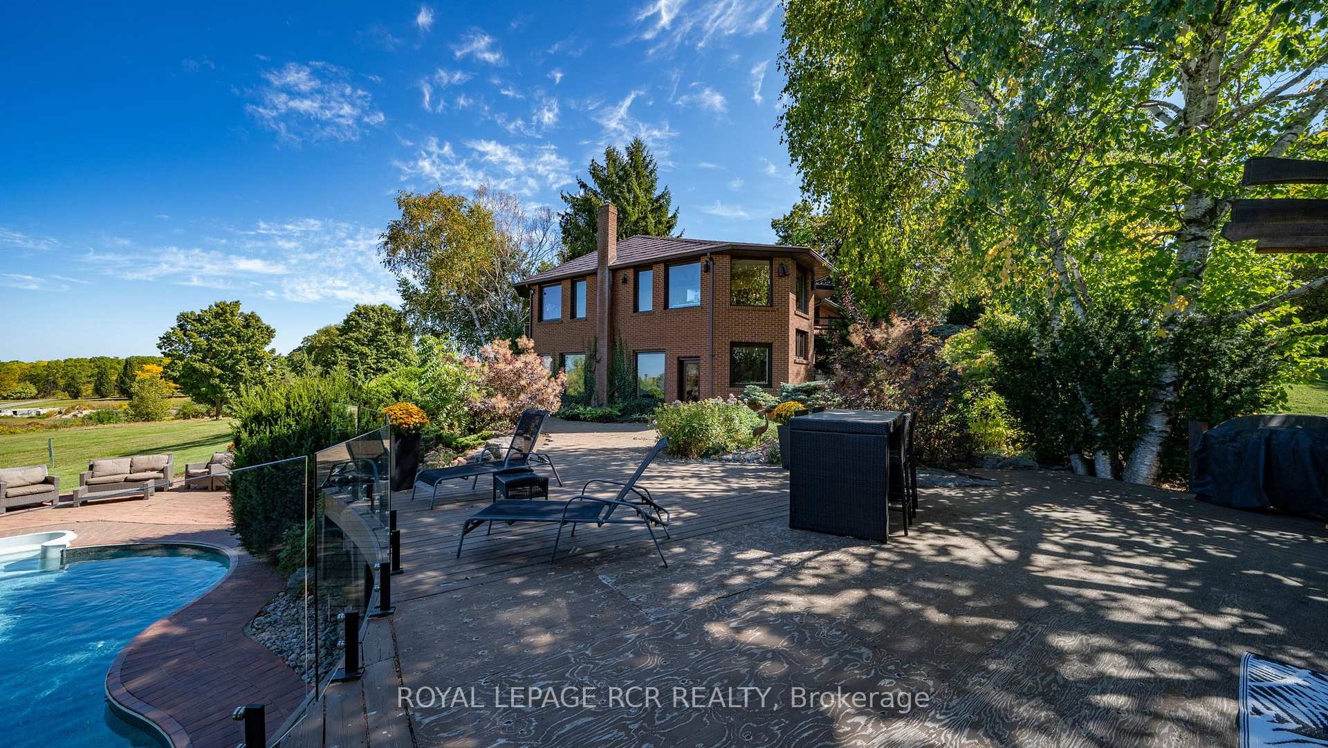 









15735


Highway 27

N/A,
King,







ON
L0G 1T0

