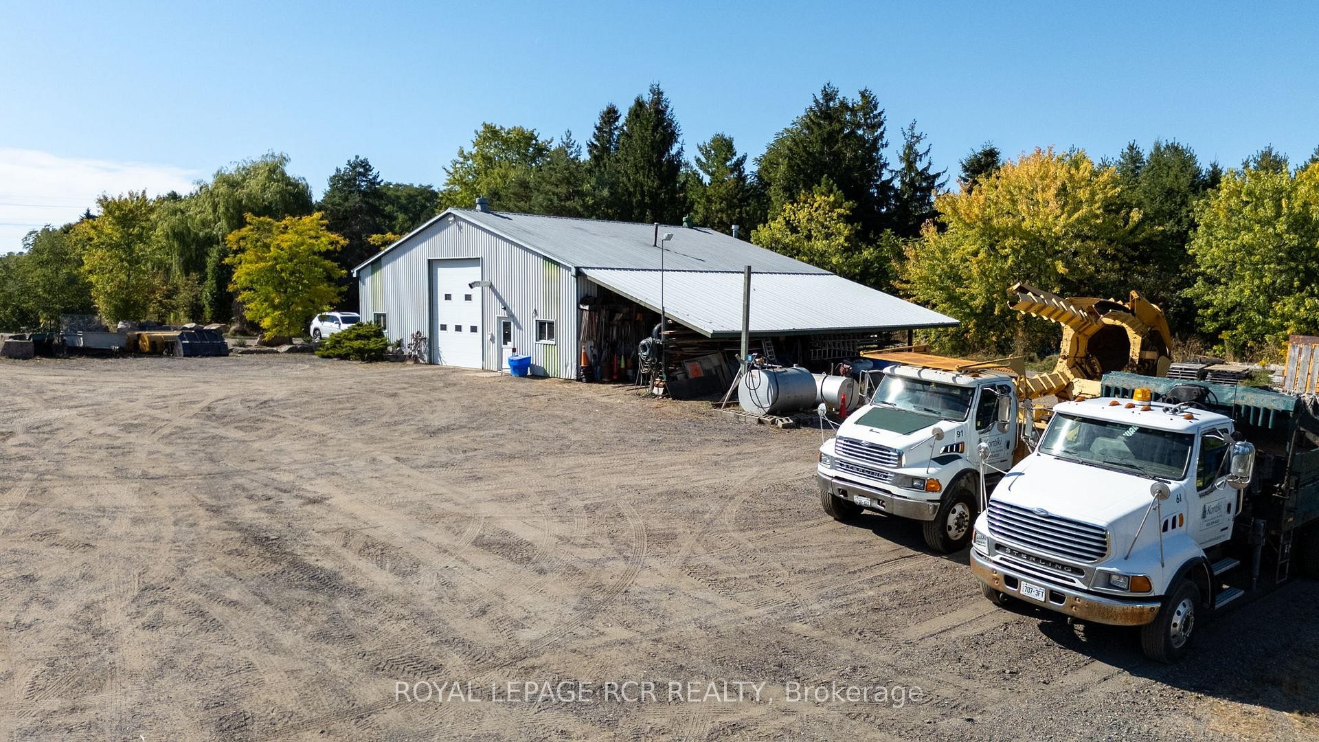 









15735


Highway 27

N/A,
King,







ON
L0G 1T0

