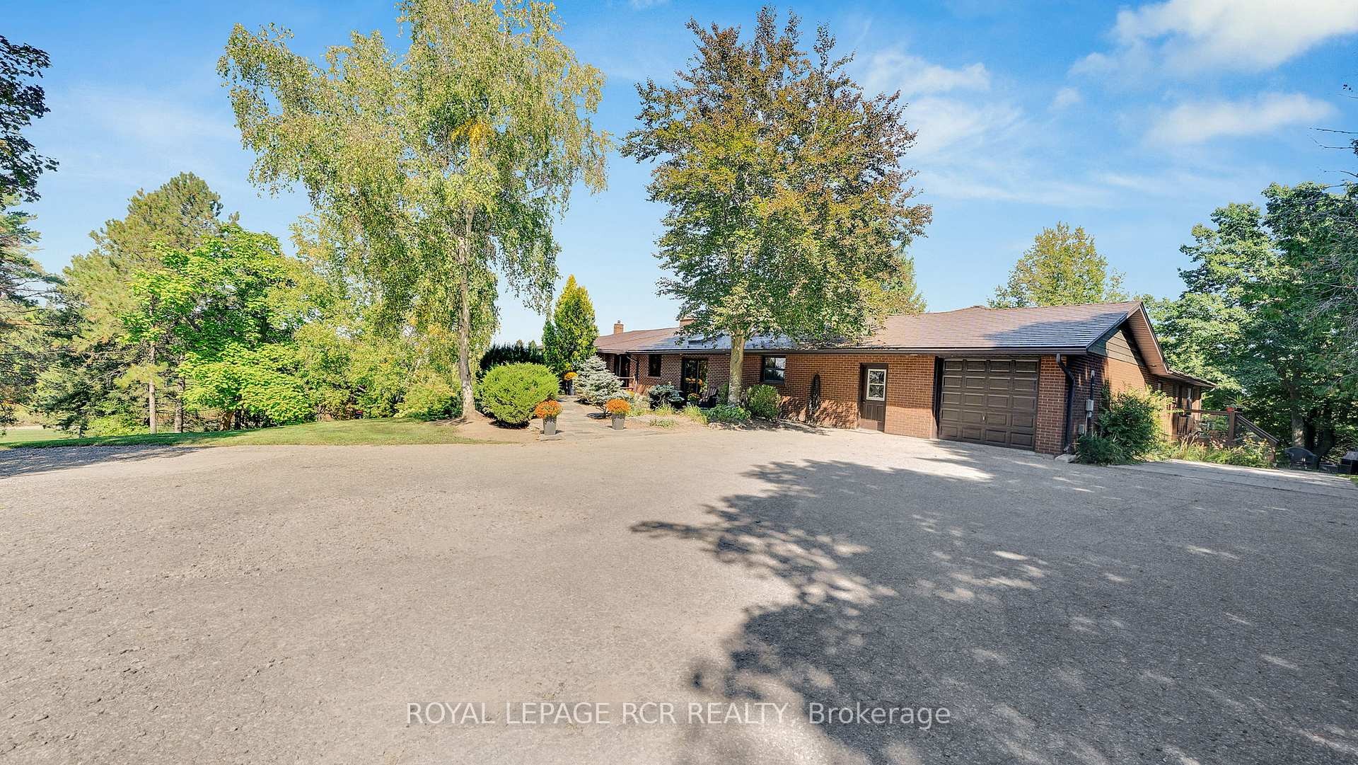 









15735


Highway 27

N/A,
King,







ON
L0G 1T0

