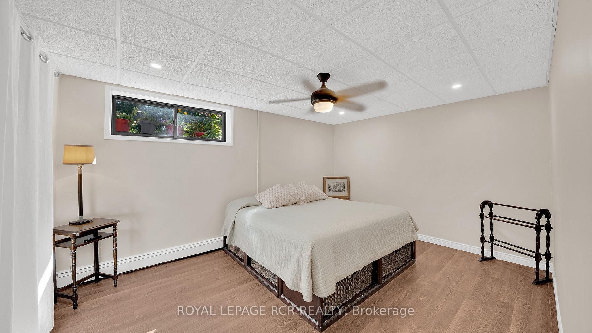 









15735


Highway 27

N/A,
King,







ON
L0G 1T0

