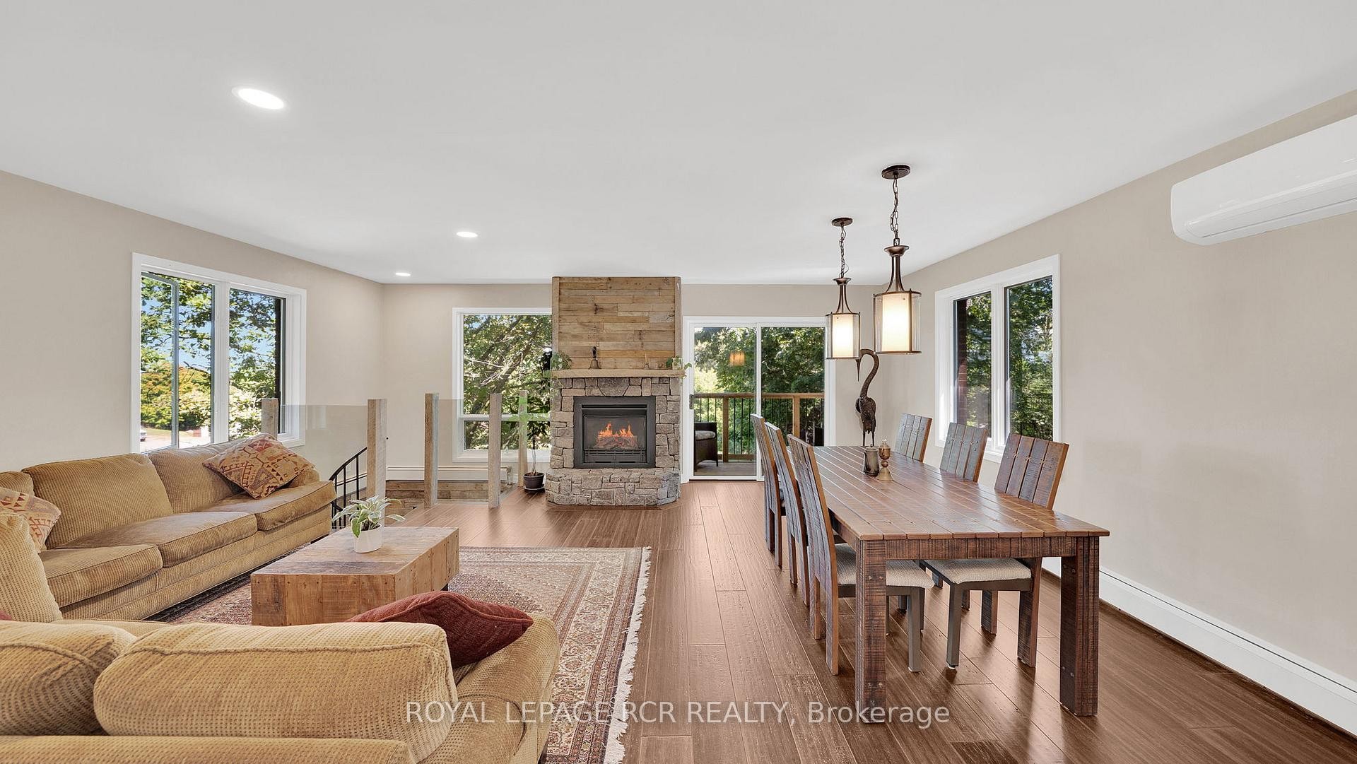 









15735


Highway 27

N/A,
King,







ON
L0G 1T0

