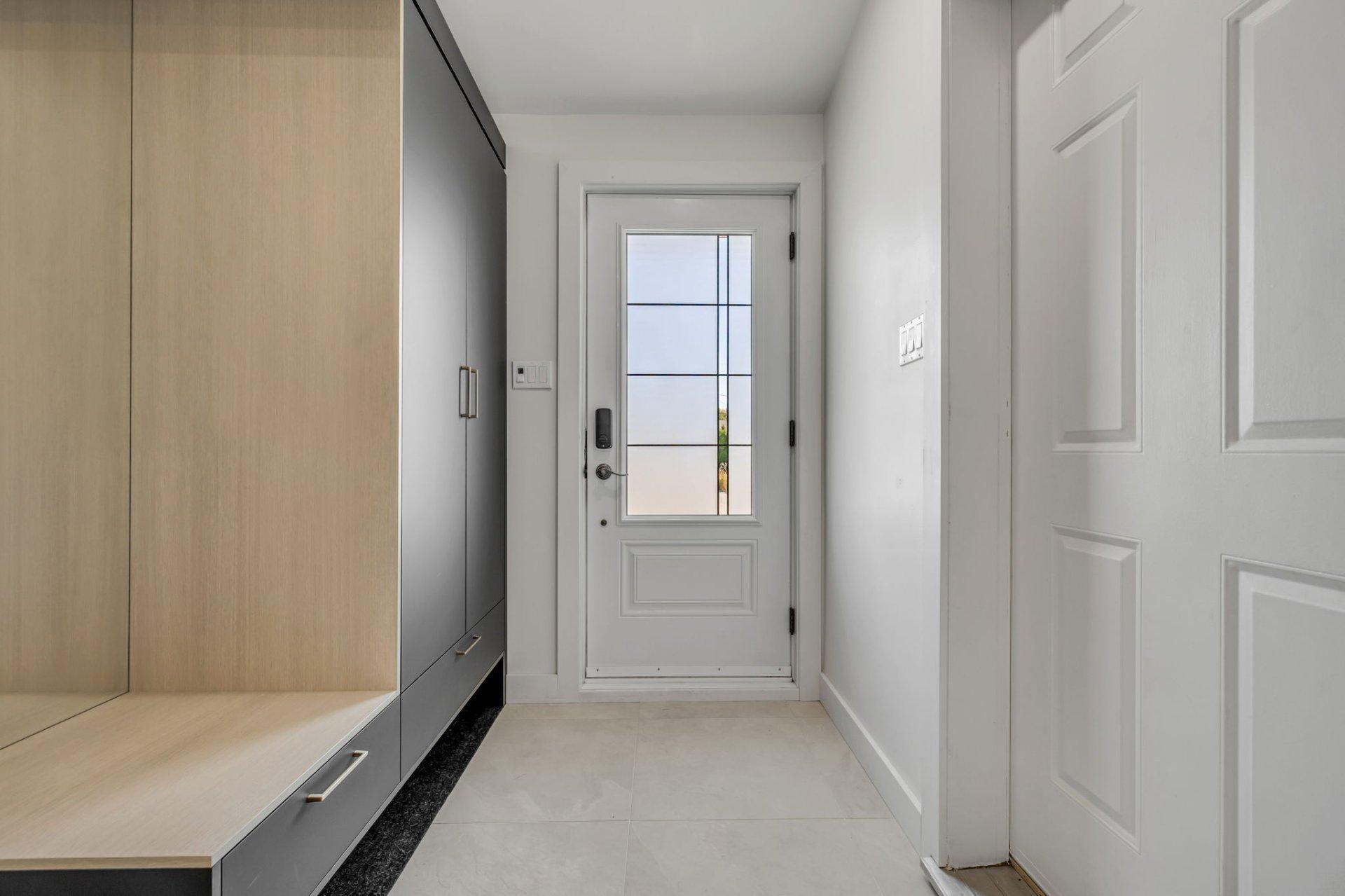 









80


Rue de Clichy

,
Québec (Beauport),




QC
G1C6N4


