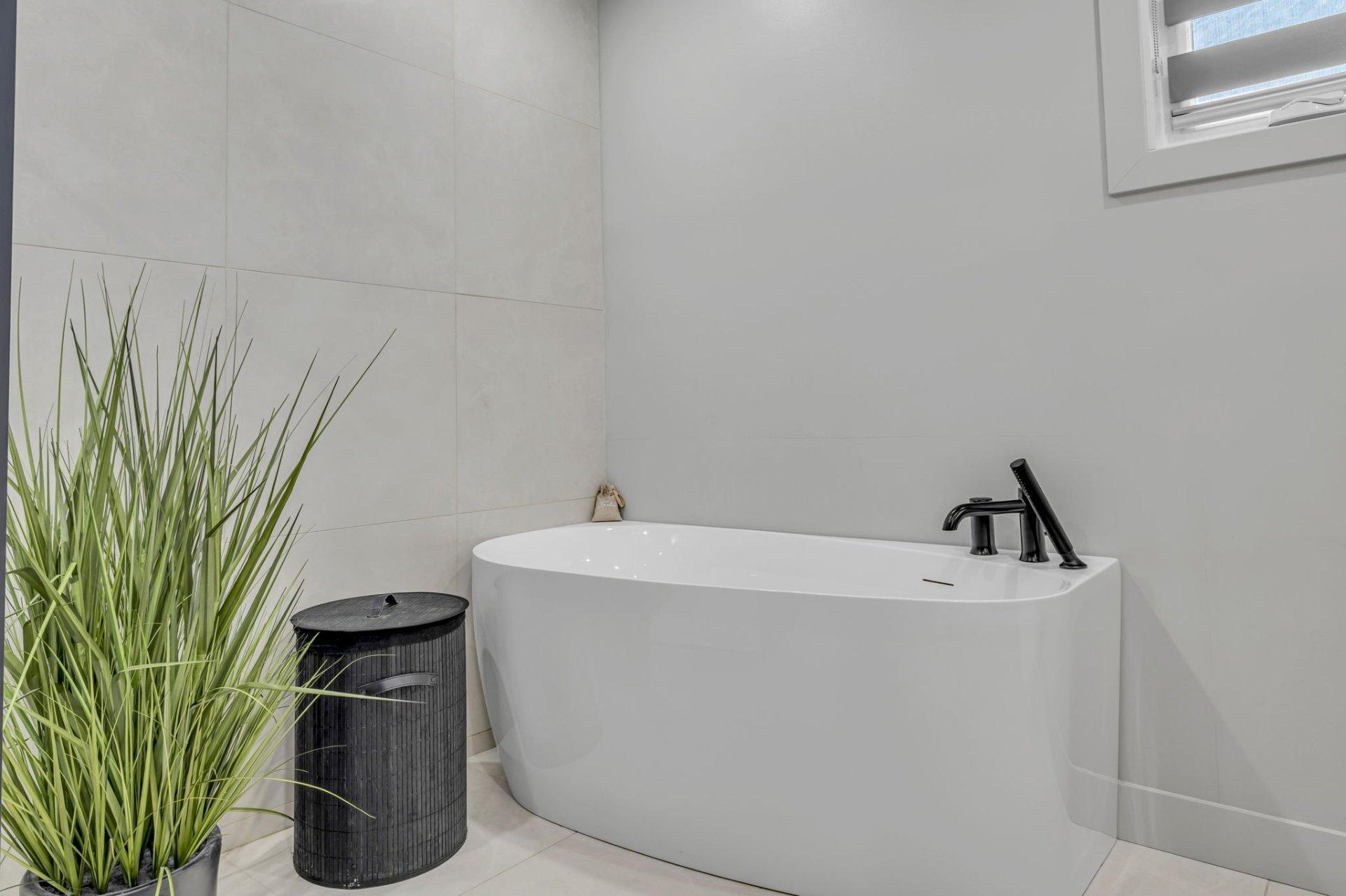 









80


Rue de Clichy

,
Québec (Beauport),




QC
G1C6N4

