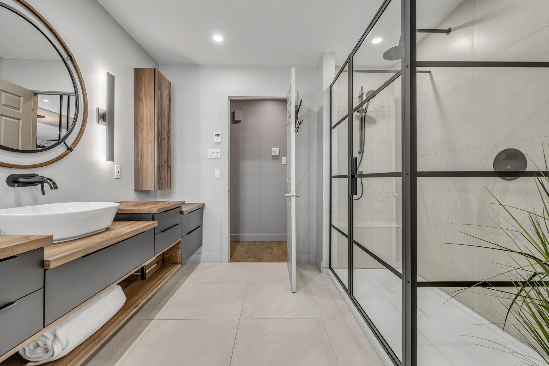









80


Rue de Clichy

,
Québec (Beauport),




QC
G1C6N4

