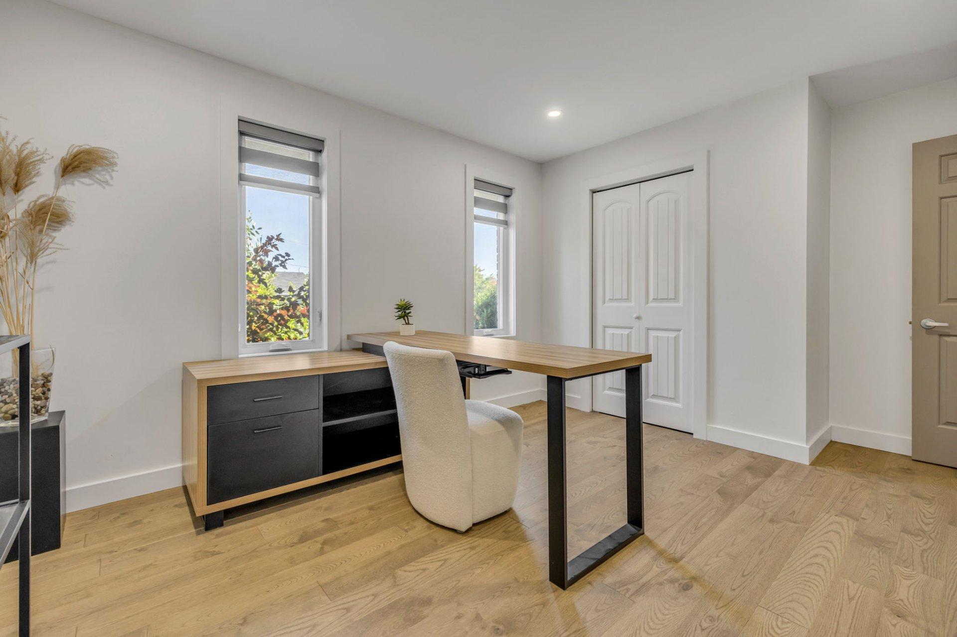 









80


Rue de Clichy

,
Québec (Beauport),




QC
G1C6N4

