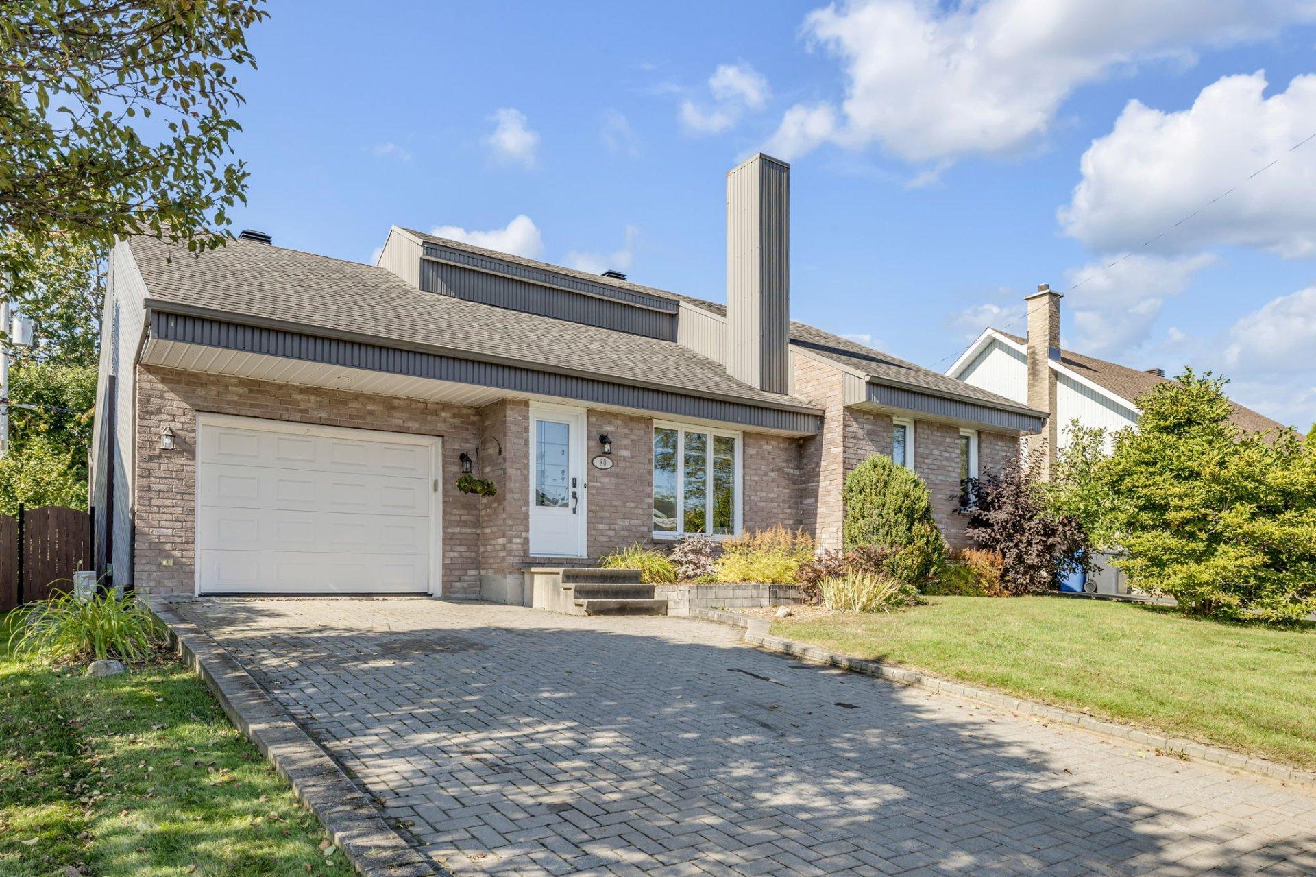









80


Rue de Clichy

,
Québec (Beauport),




QC
G1C6N4

