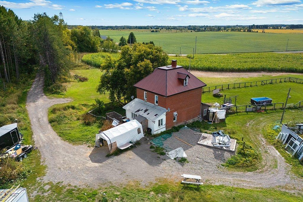 









56


Ch. Sixth Line O.

,
Bristol,







QC
J0X1G0

