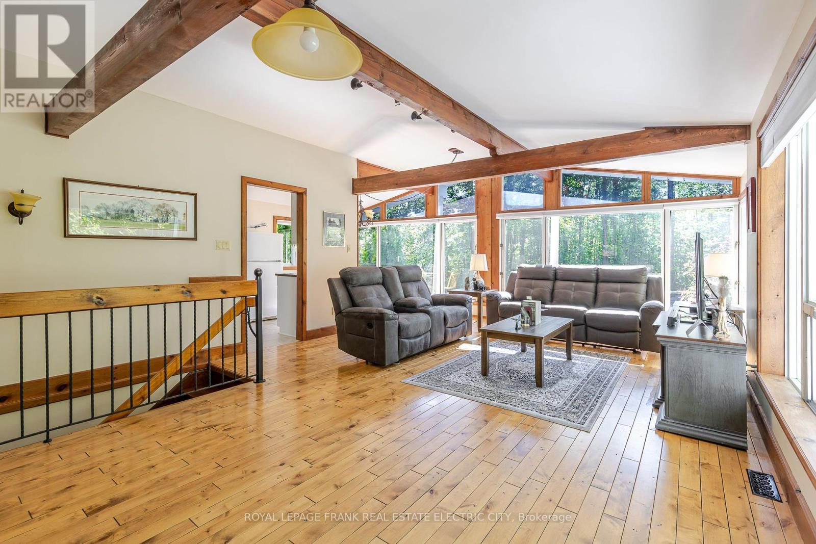 












2886 COUNTY ROAD 36 ROAD

,
Trent Lakes,




Ontario
K0L1J0

