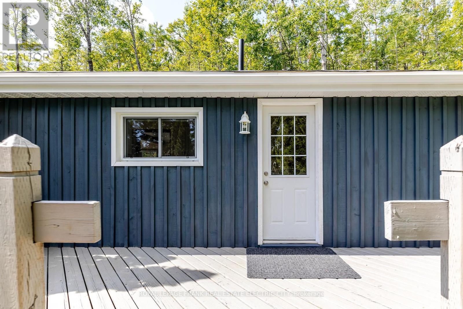 












2886 COUNTY ROAD 36 ROAD

,
Trent Lakes,




Ontario
K0L1J0

