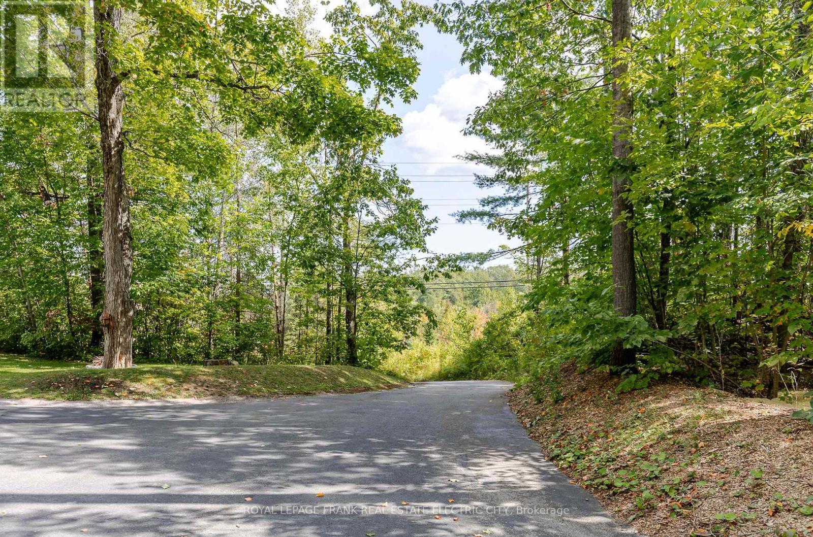 












2886 COUNTY ROAD 36 ROAD

,
Trent Lakes,




Ontario
K0L1J0

