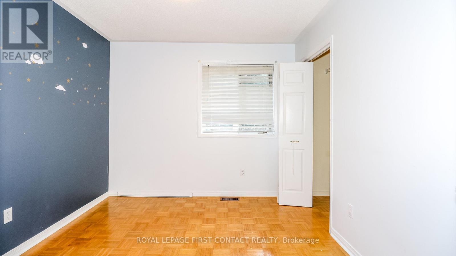 












24 HOWARD AVENUE

,
Tiny,




Ontario
L0L2T0

