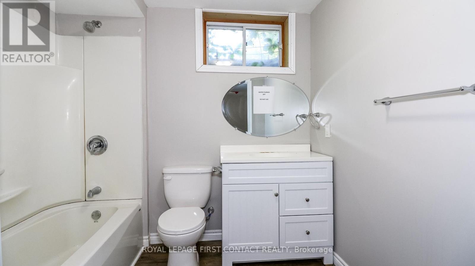 












24 HOWARD AVENUE

,
Tiny,




Ontario
L0L2T0

