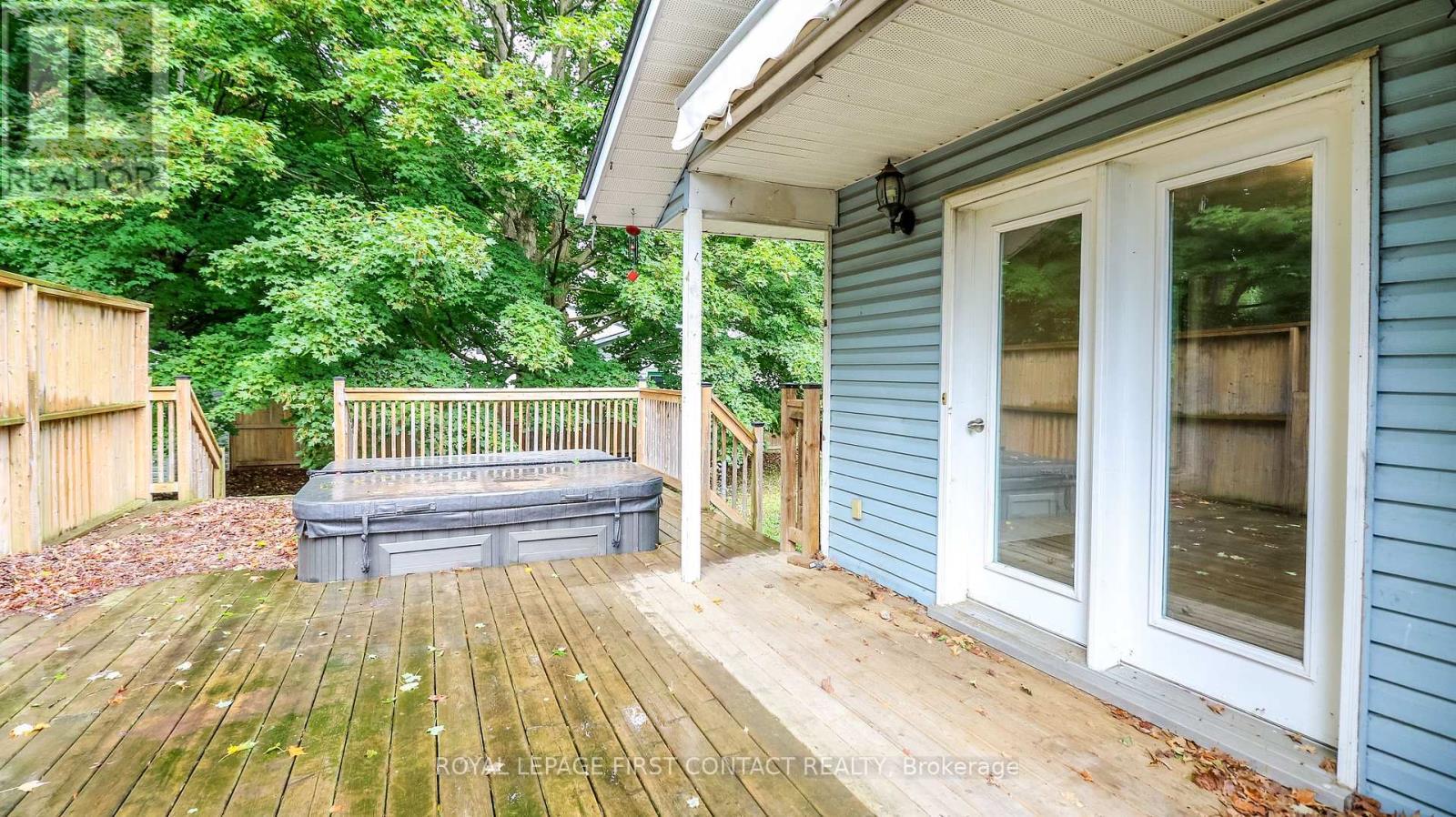 












24 HOWARD AVENUE

,
Tiny,




Ontario
L0L2T0

