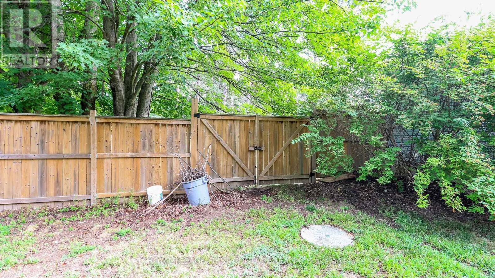 












24 HOWARD AVENUE

,
Tiny,




Ontario
L0L2T0

