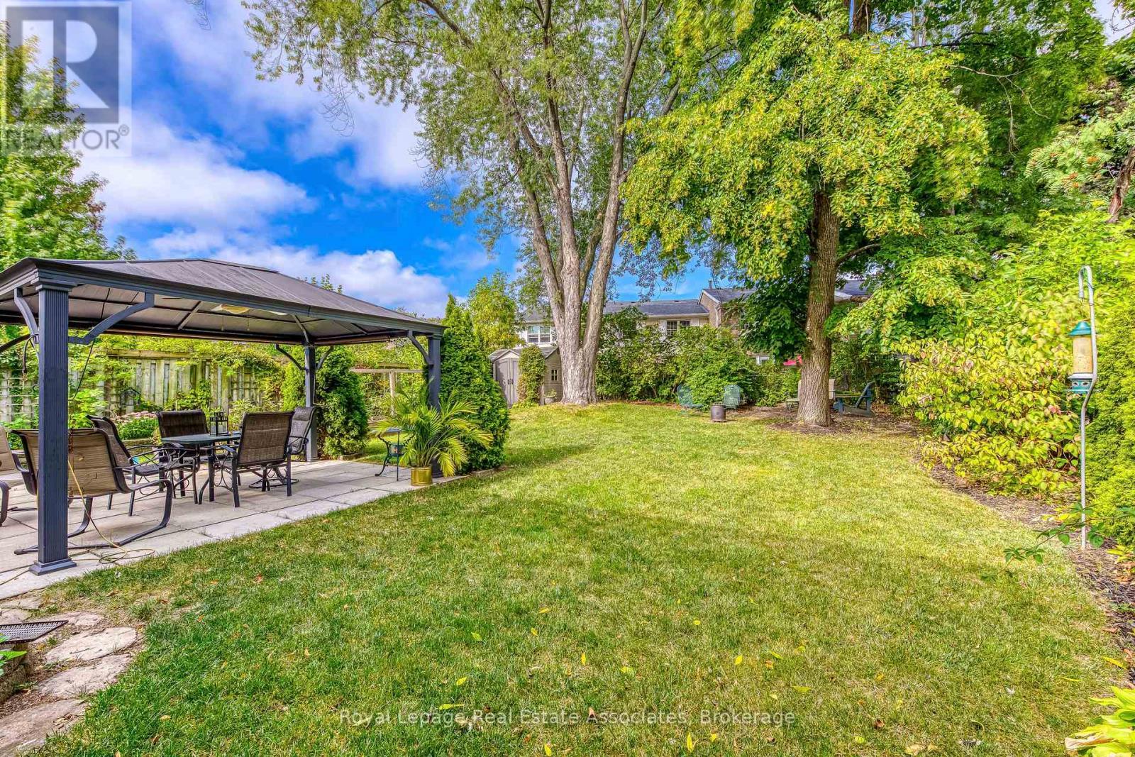 












2406 BUTTONBUSH CRESCENT

,
Mississauga,




Ontario
L5L1C5

