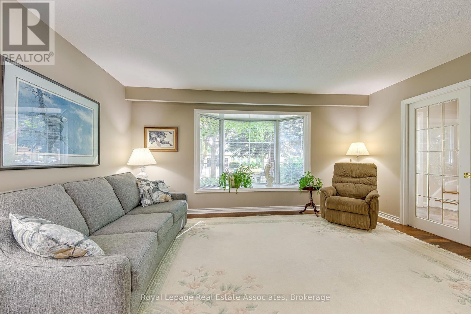 












2406 BUTTONBUSH CRESCENT

,
Mississauga,




Ontario
L5L1C5

