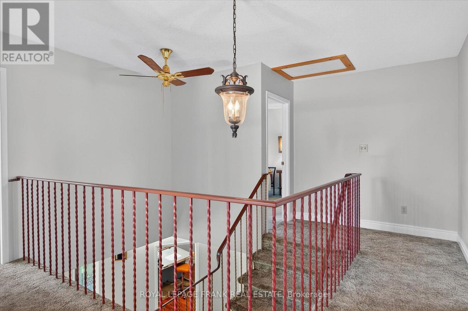 












549 BISSVIEW AVENUE

,
Selwyn,




Ontario
K9J6X4

