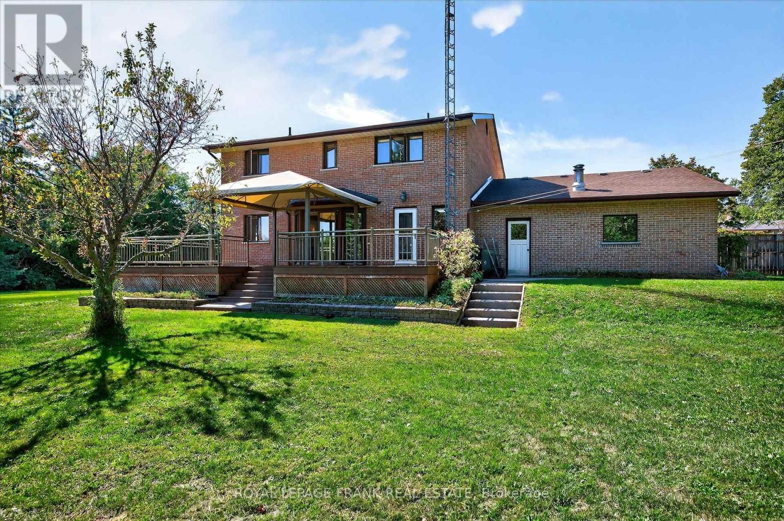 












549 BISSVIEW AVENUE

,
Selwyn,




Ontario
K9J6X4

