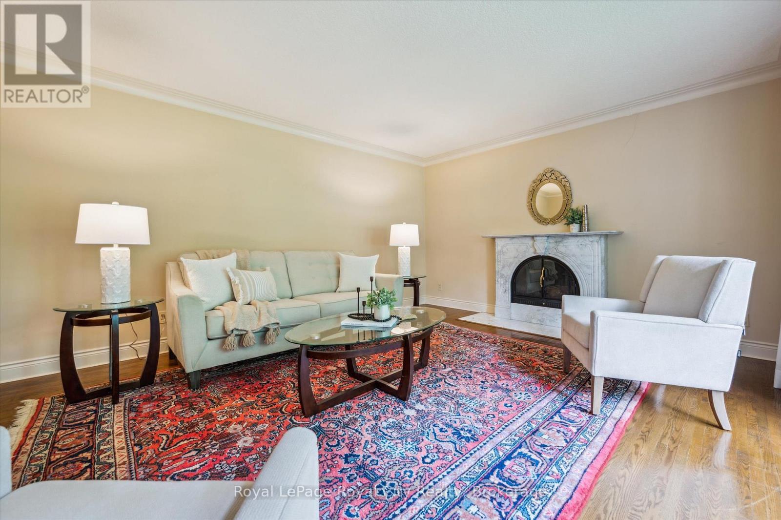 












29 LYNWOOD PLACE

,
Guelph (Dovercliffe Park/Old University),




Ontario
N1G2V9

