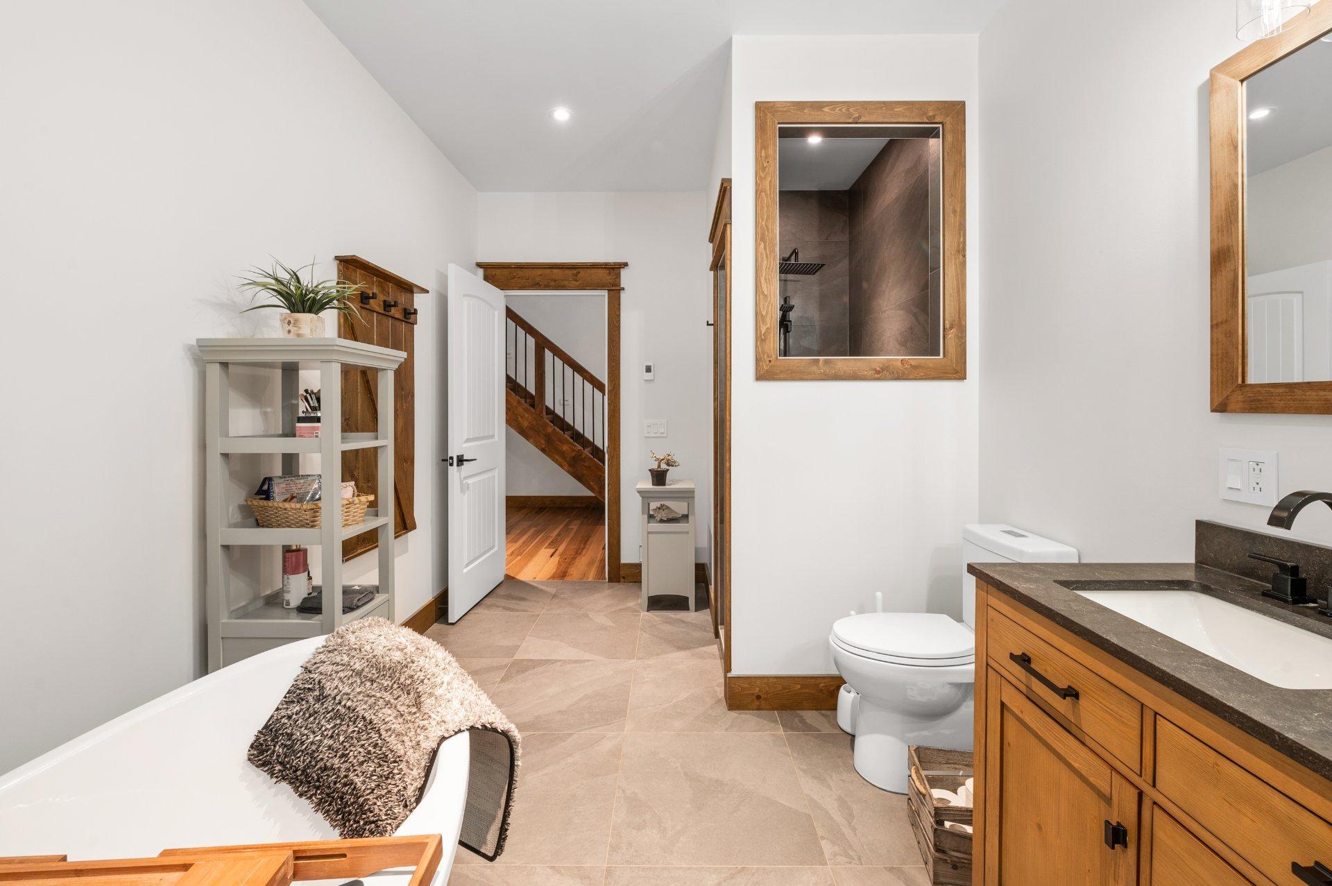 









125


Mtée des Samares

,
Sainte-Agathe-des-Monts,




QC
J8C0R7

