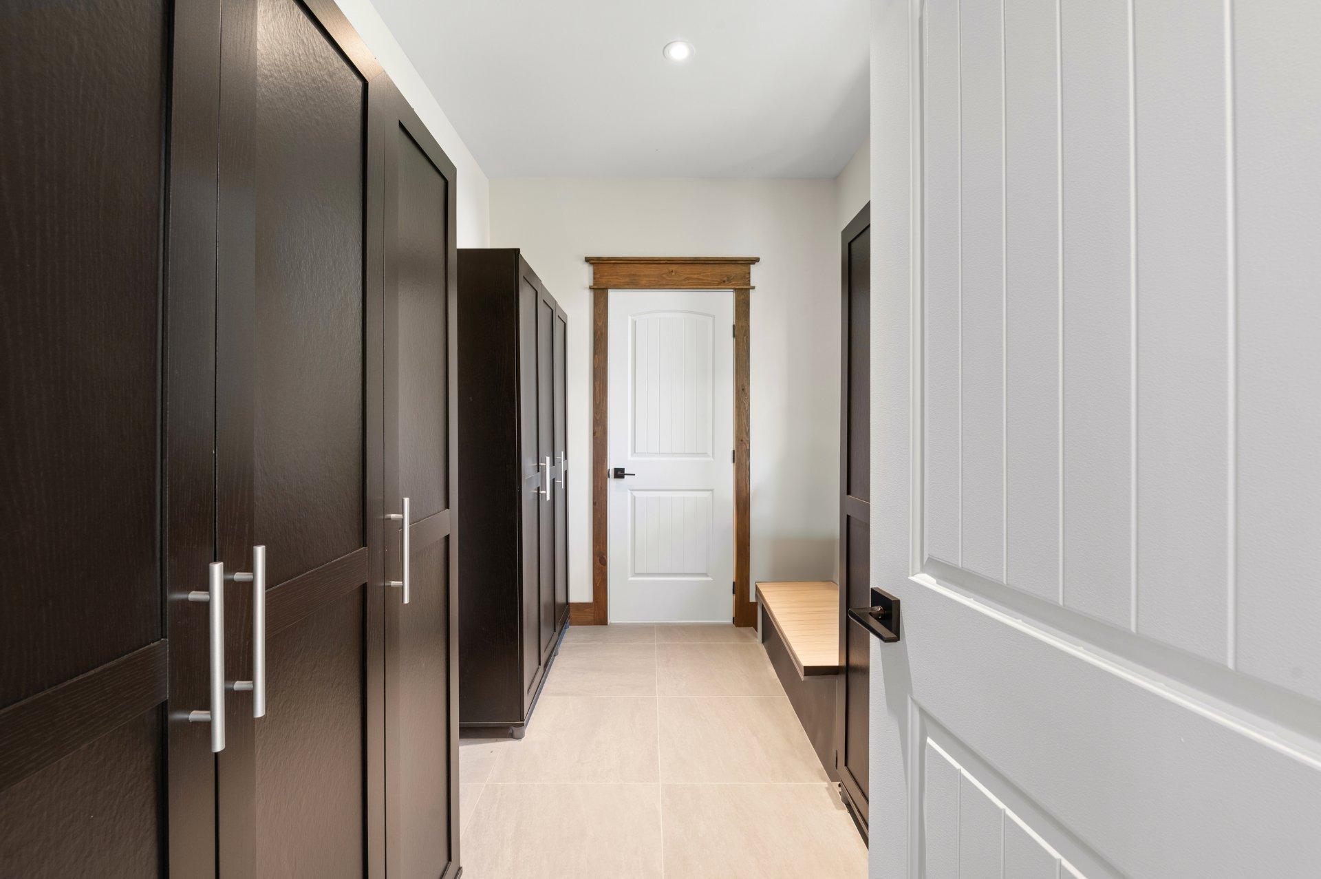 









125


Mtée des Samares

,
Sainte-Agathe-des-Monts,




QC
J8C0R7

