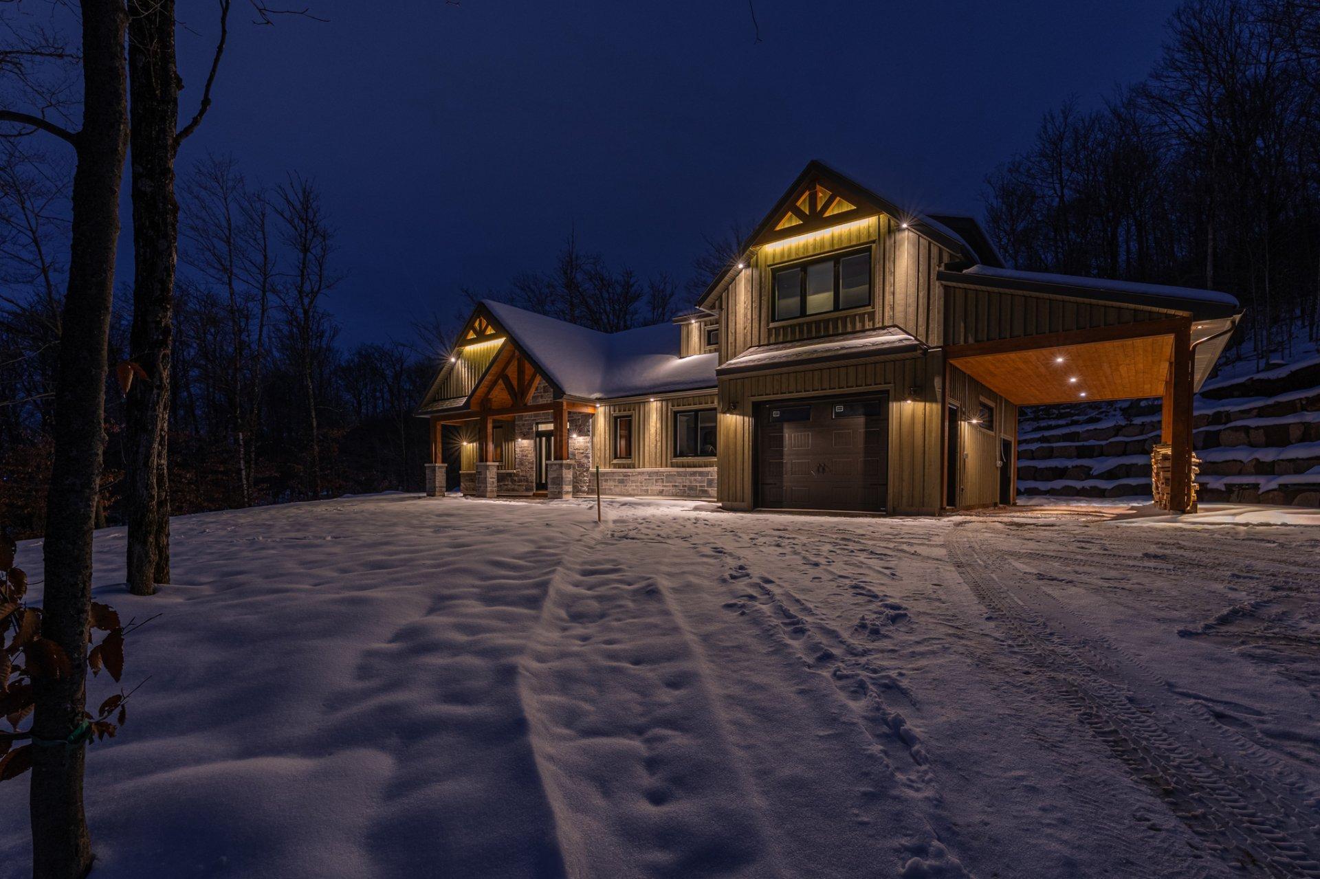 









125


Mtée des Samares

,
Sainte-Agathe-des-Monts,




QC
J8C0R7

