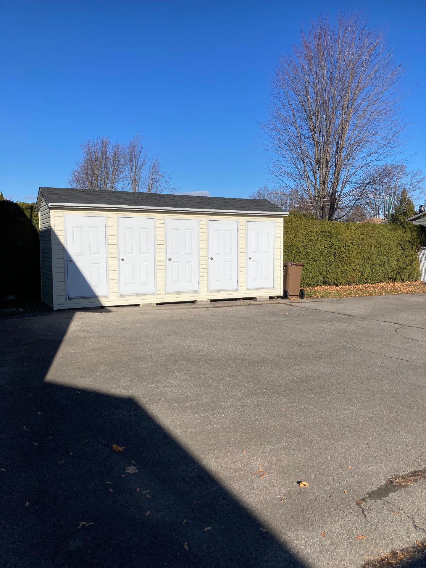 









654


Av. de Grande-Île

,
Salaberry-de-Valleyfield,




QC
J6S3N7

