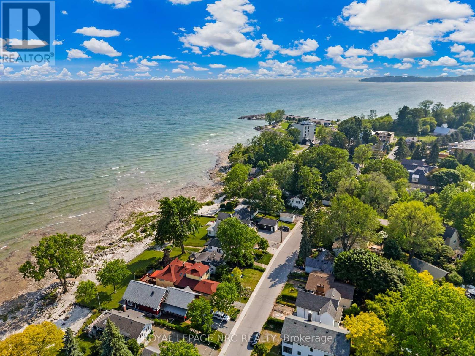 












3765 CRYSTAL BEACH DRIVE

,
Fort Erie (Crystal Beach),




Ontario
L0S1B0


