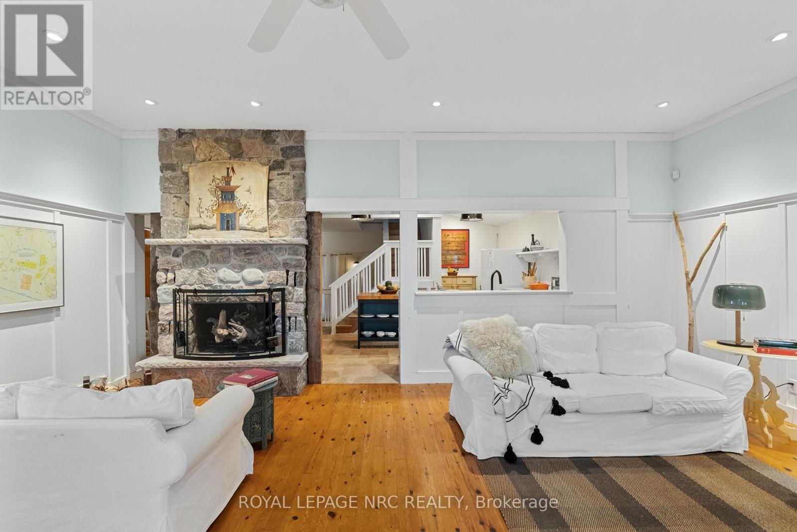 












3765 CRYSTAL BEACH DRIVE

,
Fort Erie (Crystal Beach),




Ontario
L0S1B0

