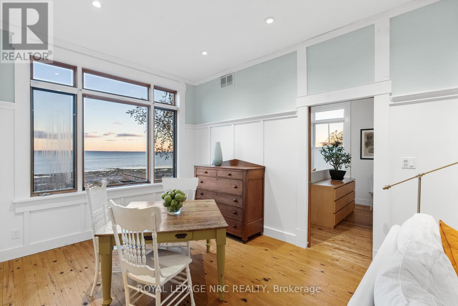 












3765 CRYSTAL BEACH DRIVE

,
Fort Erie (Crystal Beach),




Ontario
L0S1B0

