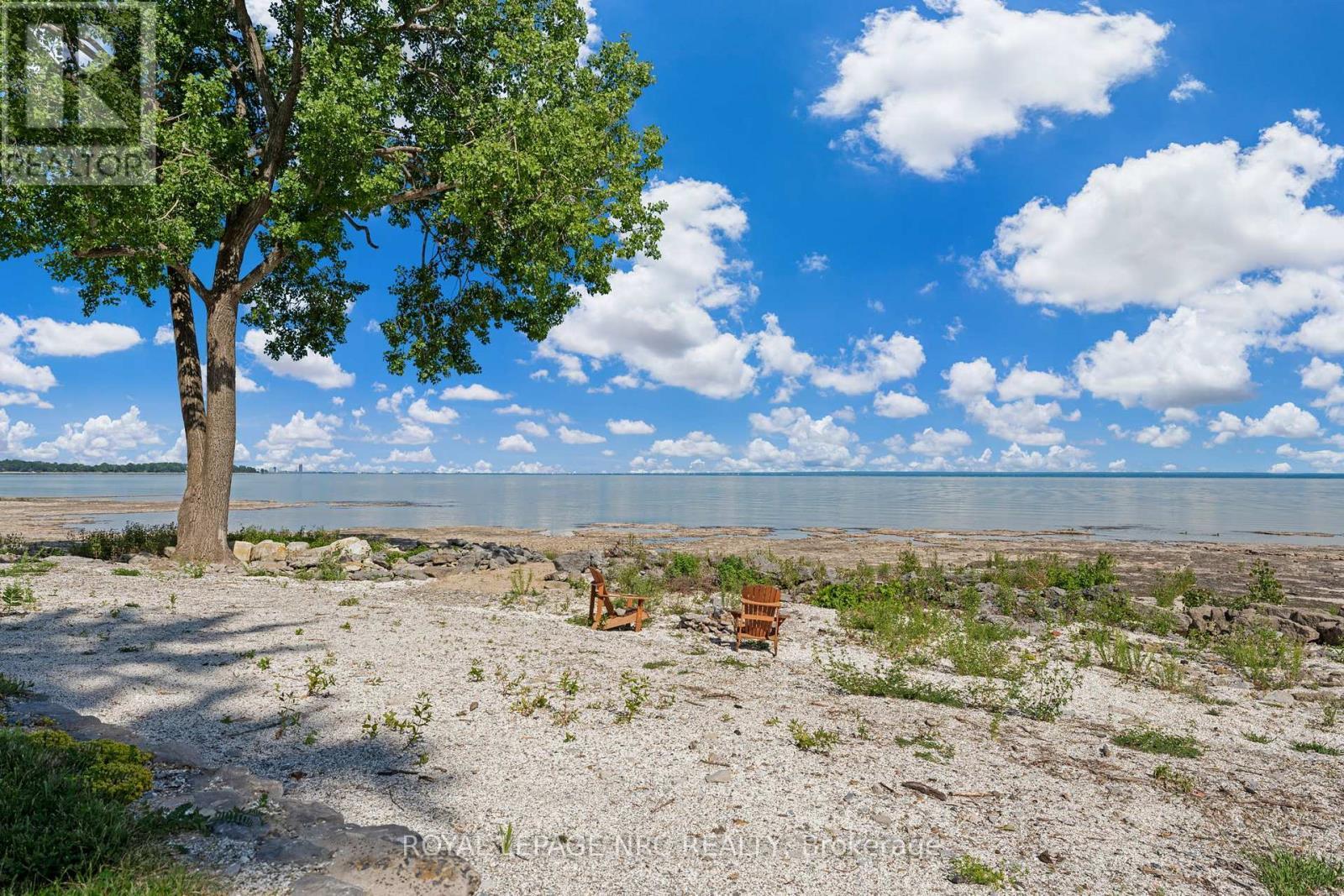 












3765 CRYSTAL BEACH DRIVE

,
Fort Erie (Crystal Beach),




Ontario
L0S1B0

