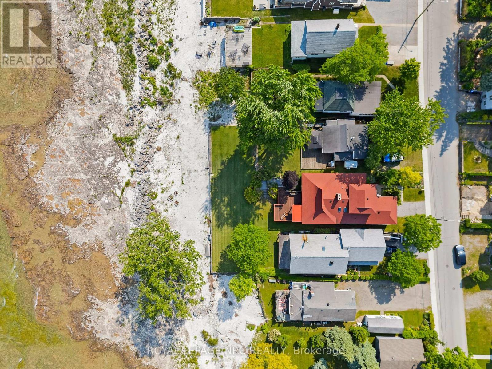 












3765 CRYSTAL BEACH DRIVE

,
Fort Erie (Crystal Beach),




Ontario
L0S1B0

