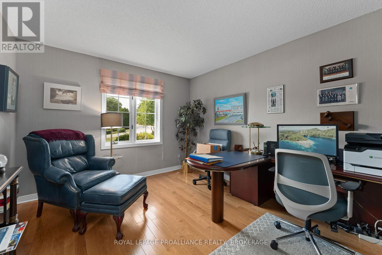 












1673 ST. LAWRENCE AVENUE

,
Kingston (Kingston East (Incl CFB Kingston)),




Ontario
K7L4V1

