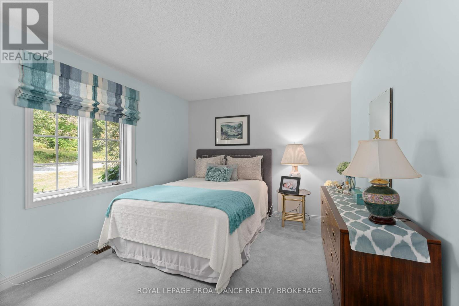












1673 ST. LAWRENCE AVENUE

,
Kingston (Kingston East (Incl CFB Kingston)),




Ontario
K7L4V1

