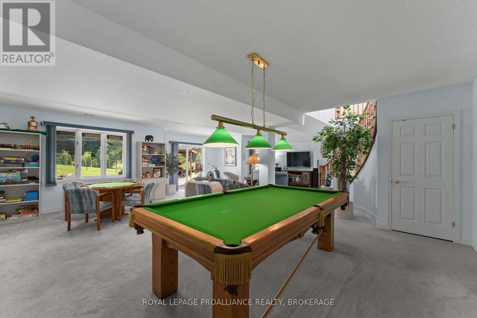 












1673 ST. LAWRENCE AVENUE

,
Kingston (Kingston East (Incl CFB Kingston)),




Ontario
K7L4V1

