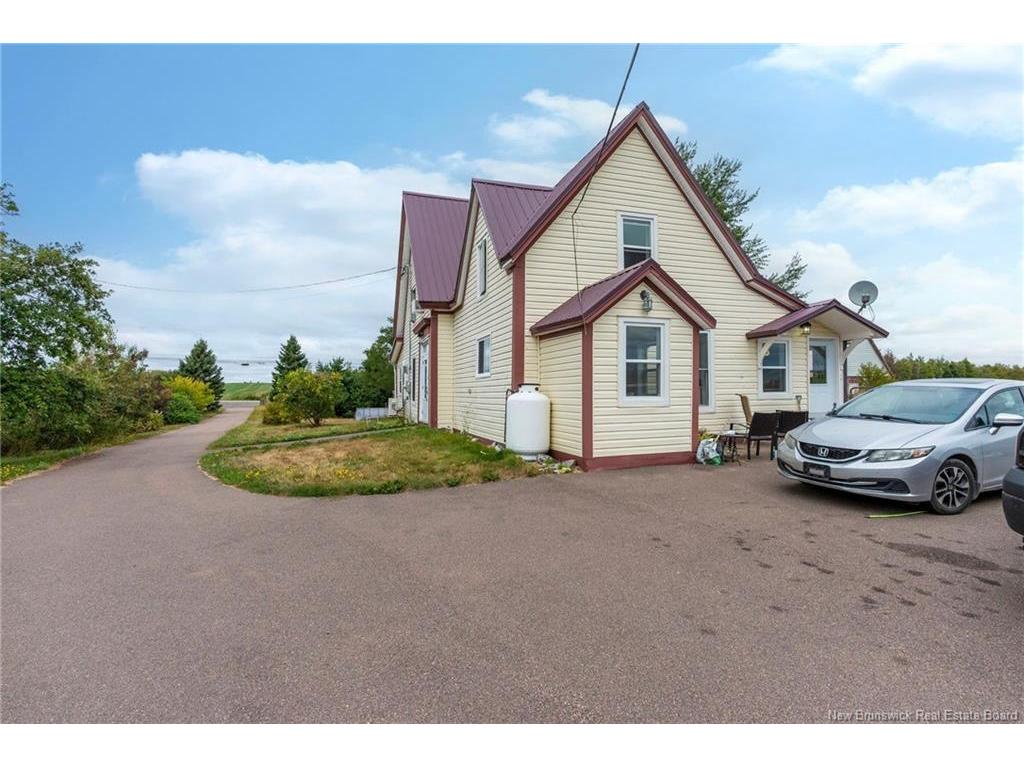 









4235


Route 16

,
Malden,




NB
E4M 2H2

