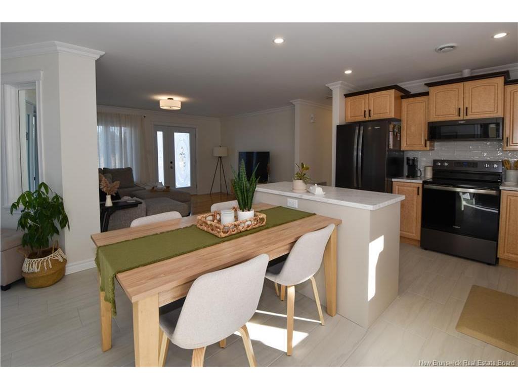 









700


Isabelle

,
Tracadie,




NB
E1X 2J1

