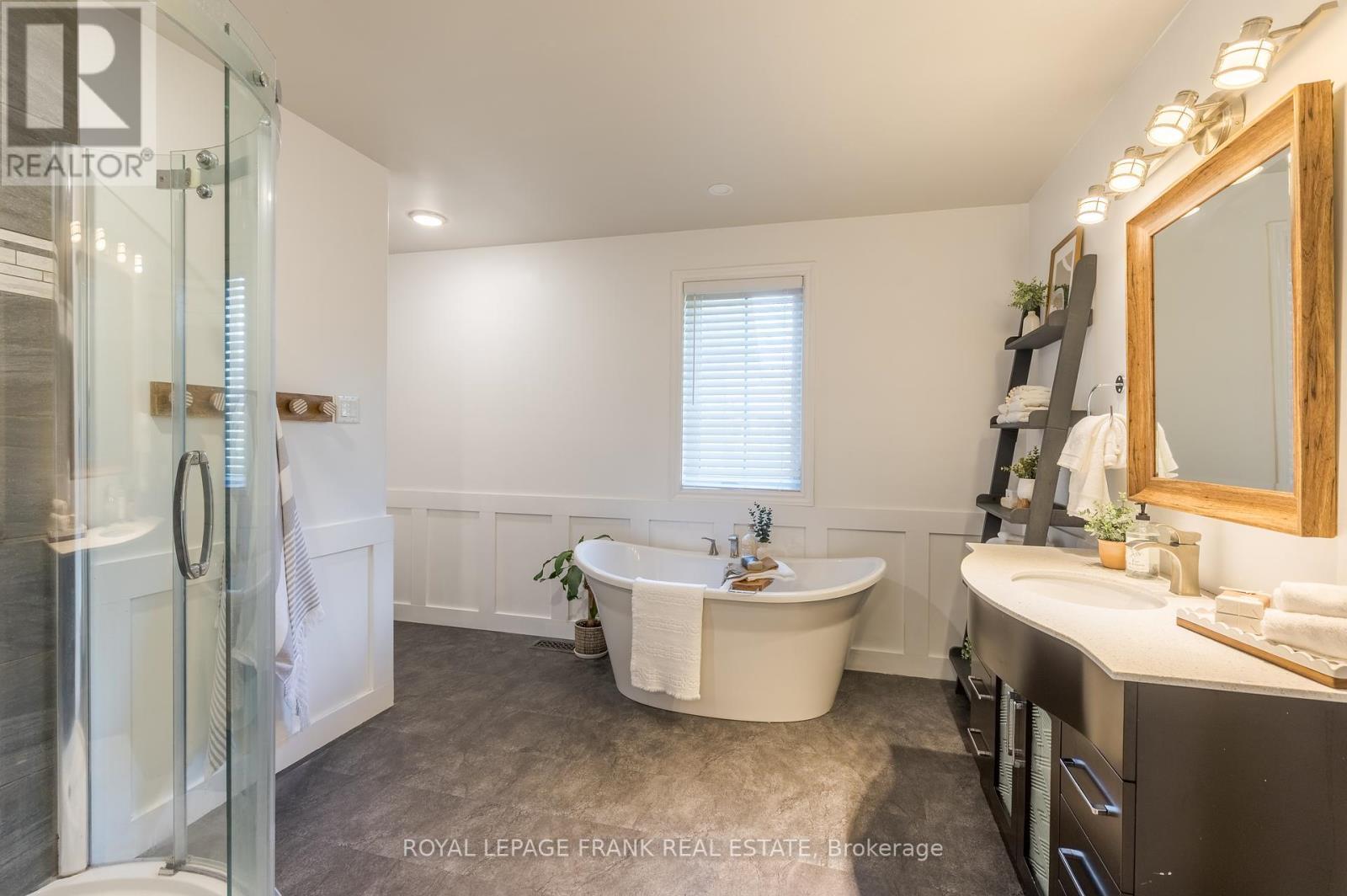 












1229 ASPHODEL 7TH LINE

,
Asphodel-Norwood,




Ontario
K0L1Y0


