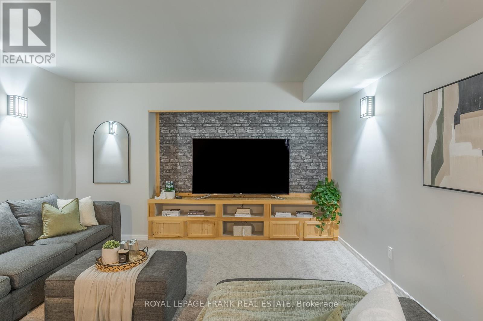 












1229 ASPHODEL 7TH LINE

,
Asphodel-Norwood,




Ontario
K0L1Y0


