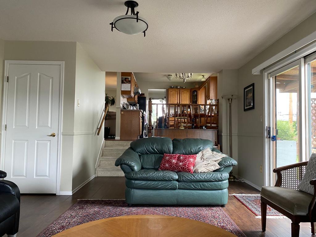 









3343


Gordon

Drive,
Kelowna,




BC
V1W 3M9

