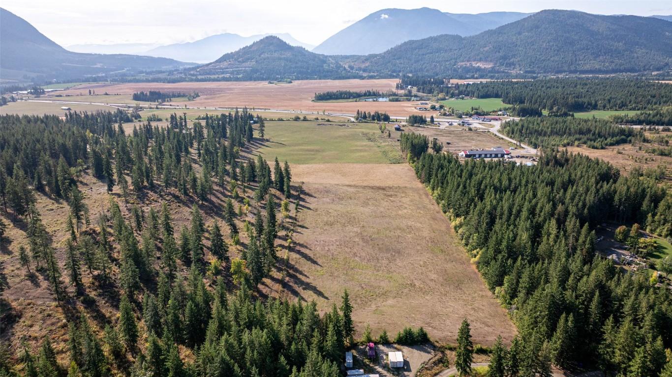 









4210


White Lake

Road,
Tappen,




BC
V0E 2W1

