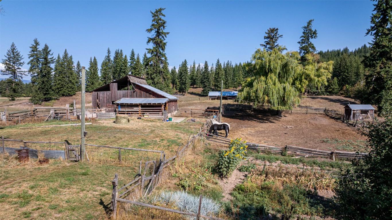 









4210


White Lake

Road,
Tappen,




BC
V0E 2W1

