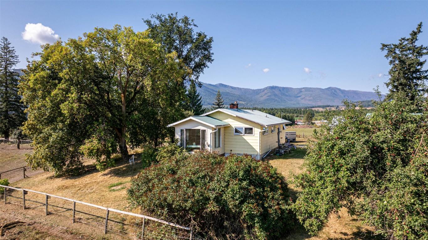 









4210


White Lake

Road,
Tappen,




BC
V0E 2W1

