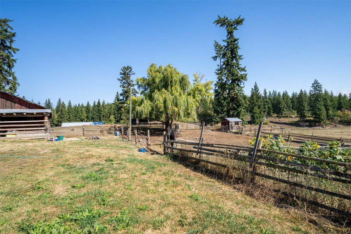 









4210


White Lake

Road,
Tappen,




BC
V0E 2W1

