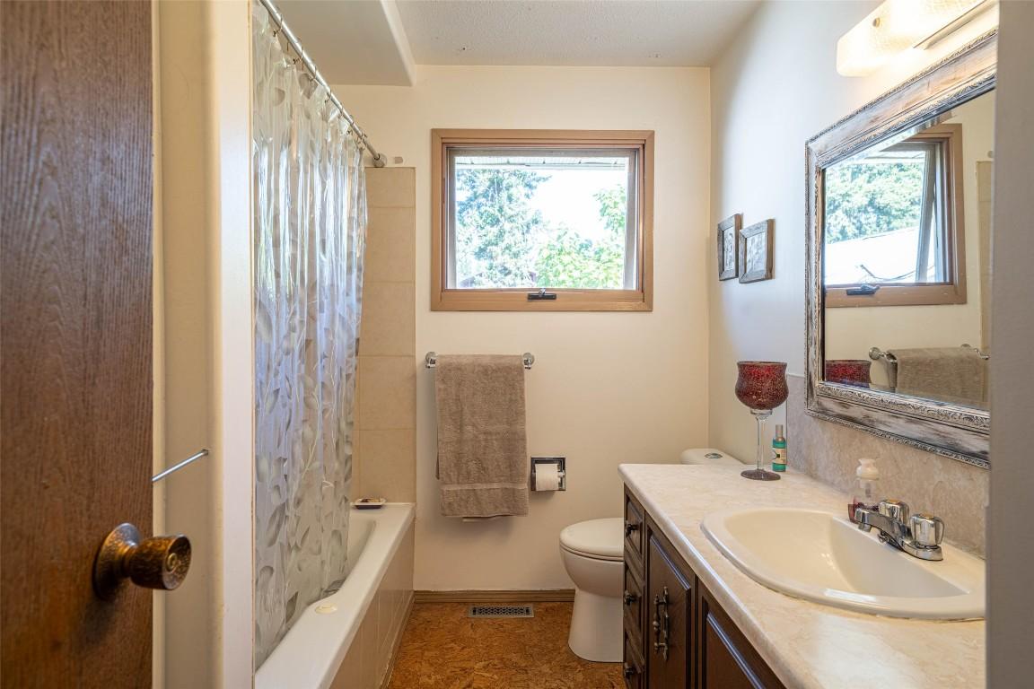 









4210


White Lake

Road,
Tappen,




BC
V0E 2W1

