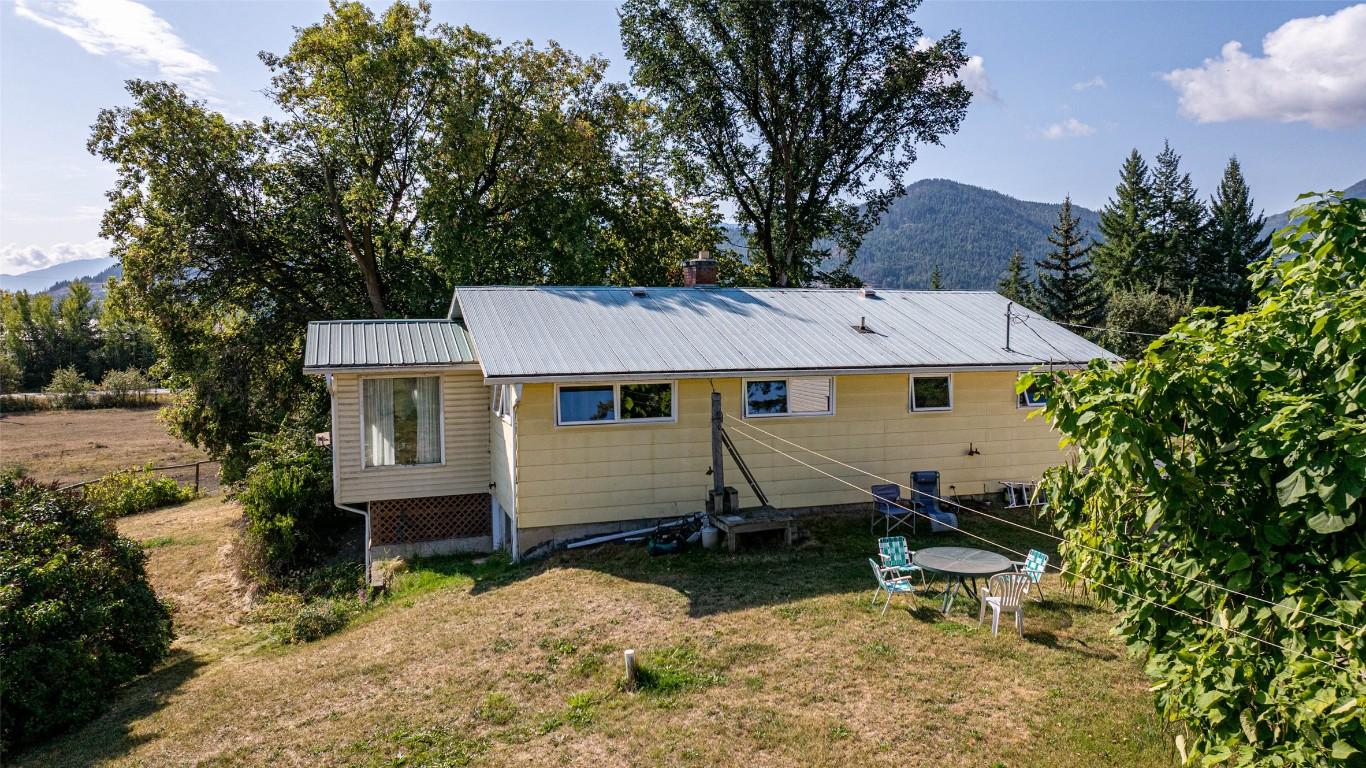 









4210


White Lake

Road,
Tappen,




BC
V0E 2W1


